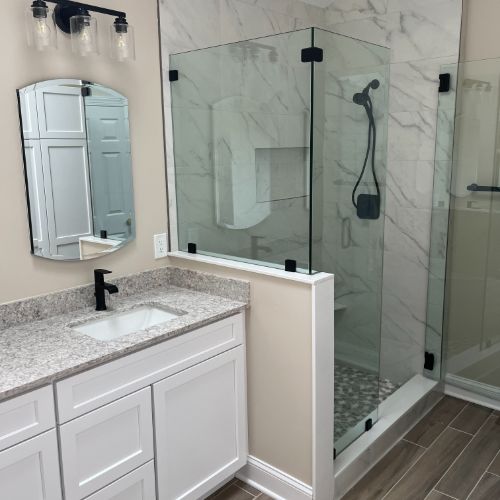 Frameless Door Panel and Return Clips  Image